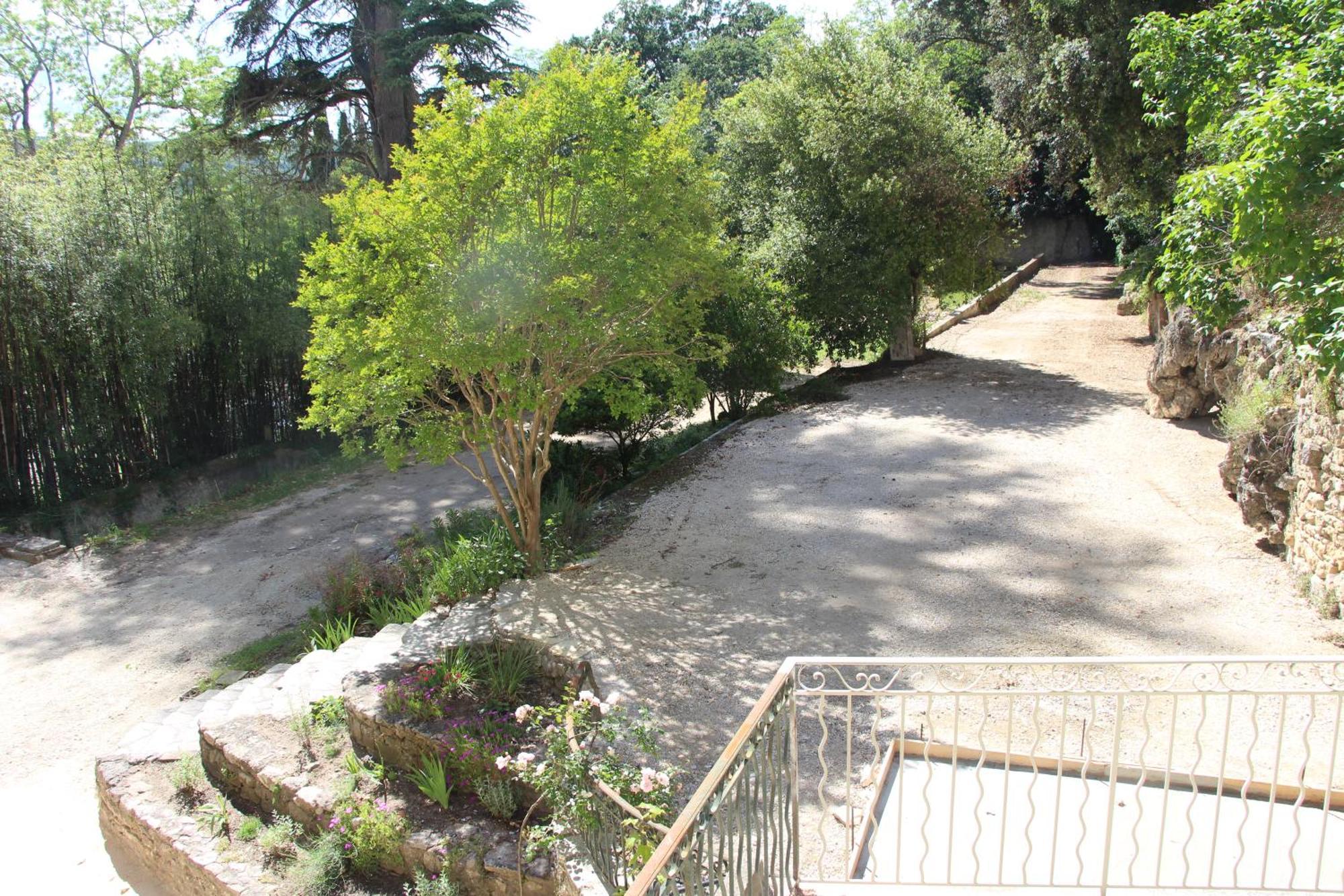 Chateau De L'Olivete Cornillon ภายนอก รูปภาพ