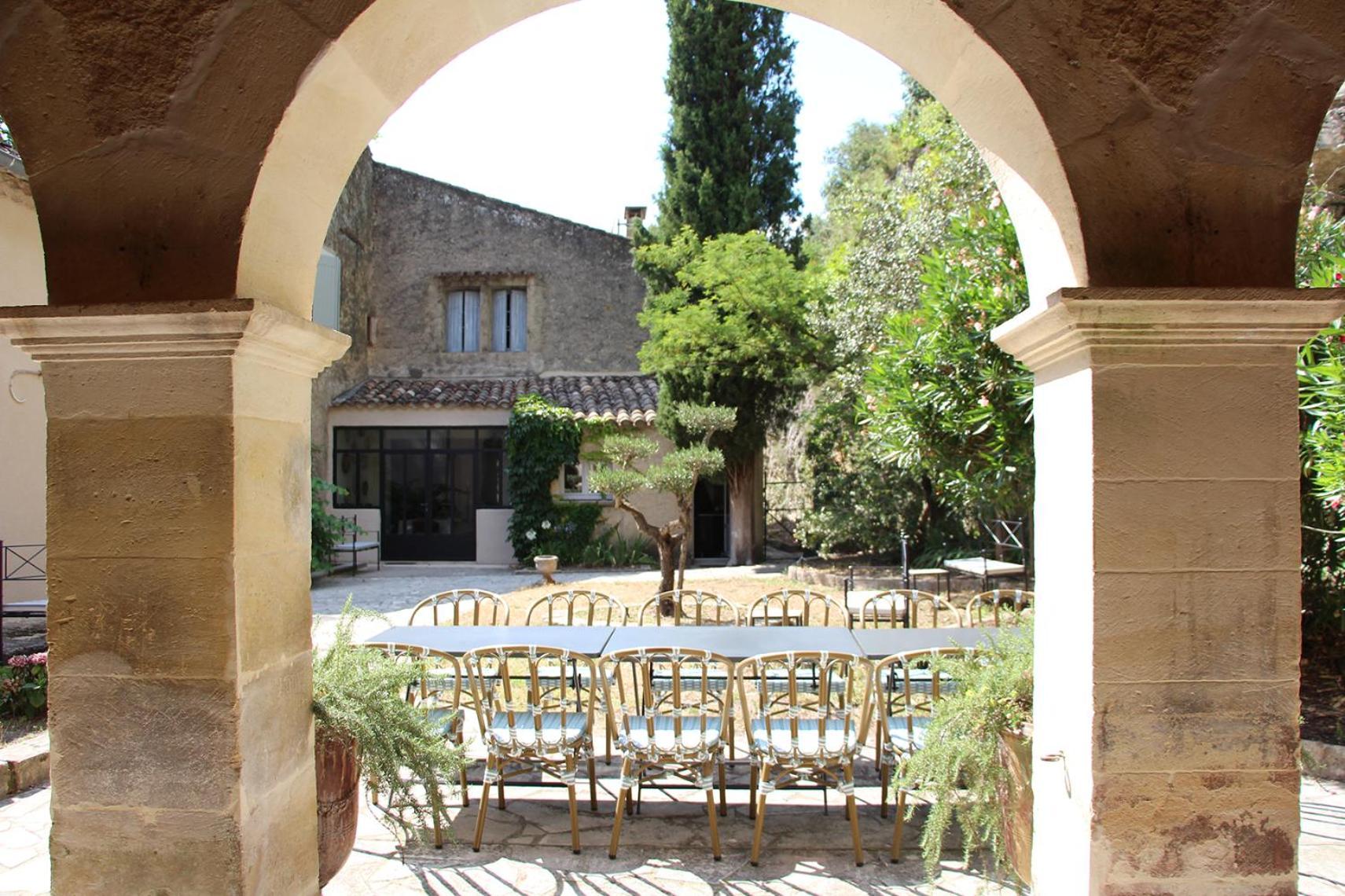 Chateau De L'Olivete Cornillon ภายนอก รูปภาพ